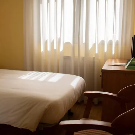 Hotel Alda Estación 2*