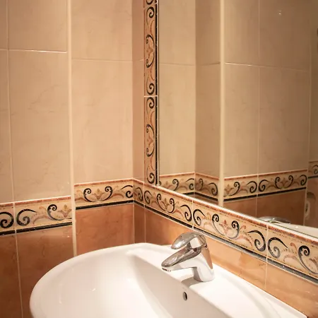 Hotel Alda Estación 2*